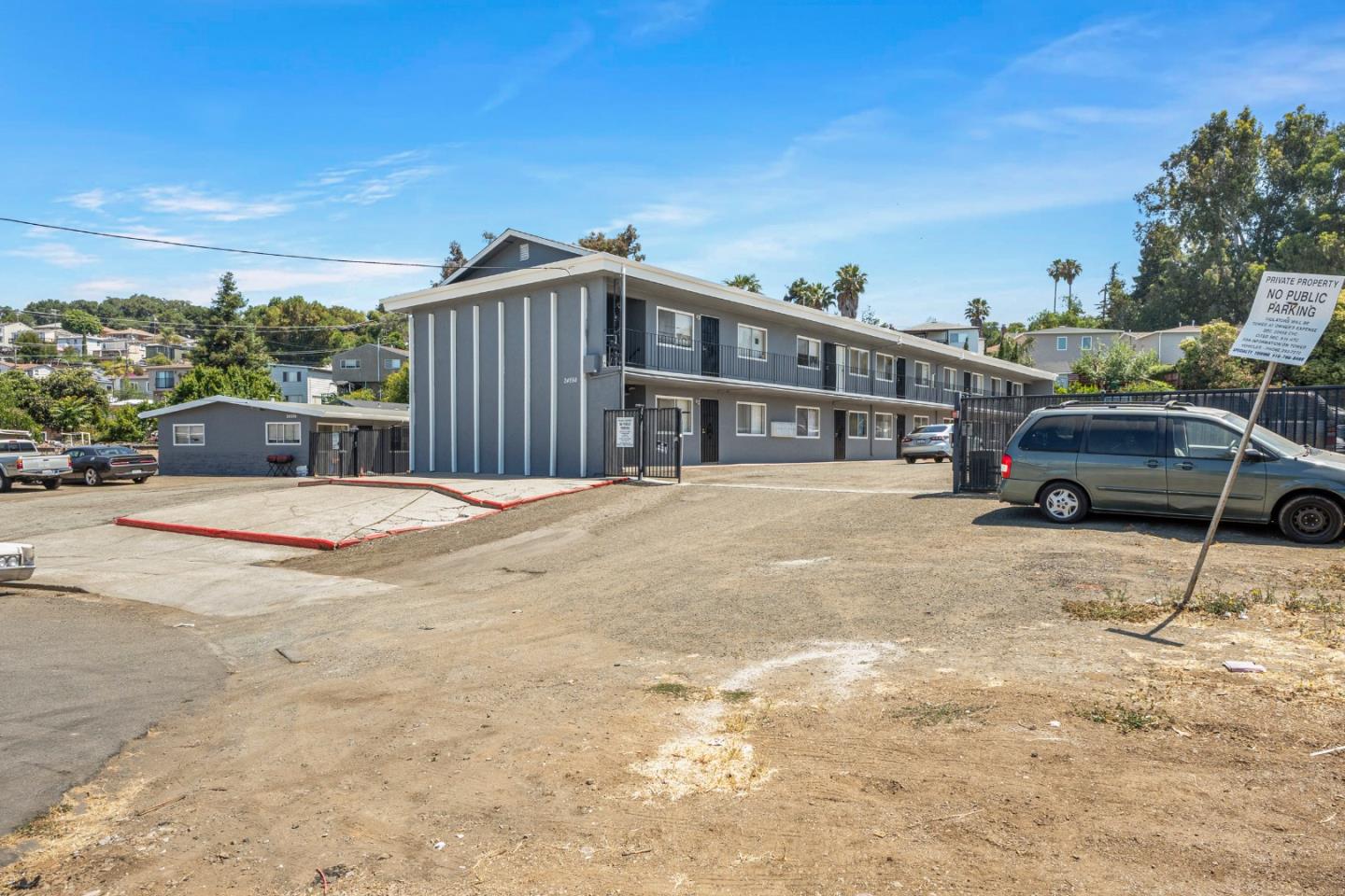 Detail Gallery Image 6 of 33 For 24598 Sybil Ave, Hayward,  CA 94542 - – Beds | – Baths