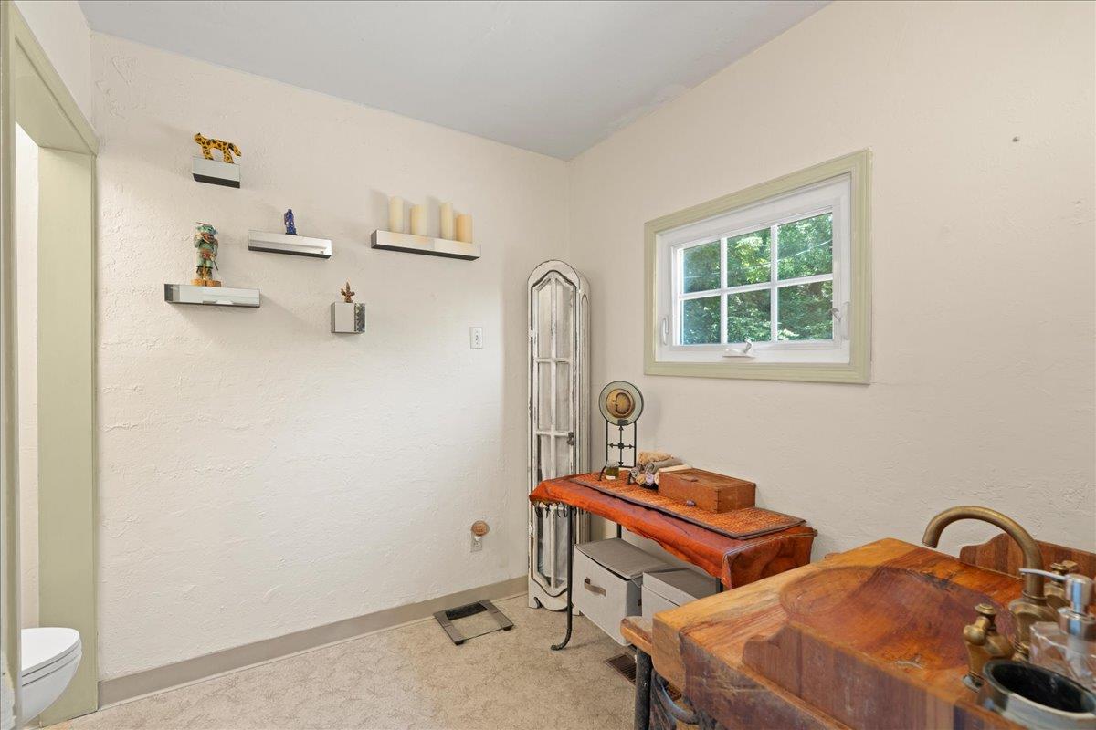 Detail Gallery Image 13 of 25 For 20246 Gist Rd, Los Gatos,  CA 95033 - 4 Beds | 2 Baths