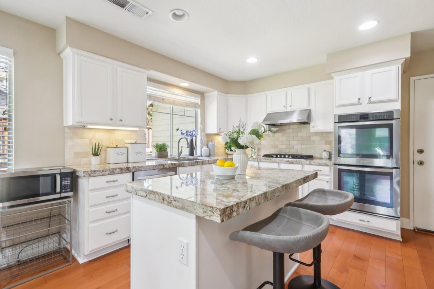 Detail Gallery Image 17 of 73 For 6307 Hematite Ct, San Jose,  CA 95135 - 4 Beds | 3 Baths