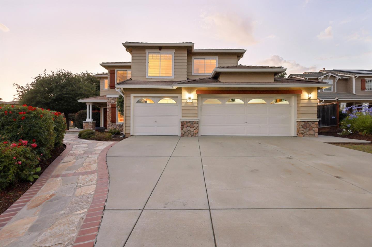 Detail Gallery Image 7 of 73 For 6307 Hematite Ct, San Jose,  CA 95135 - 4 Beds | 3 Baths