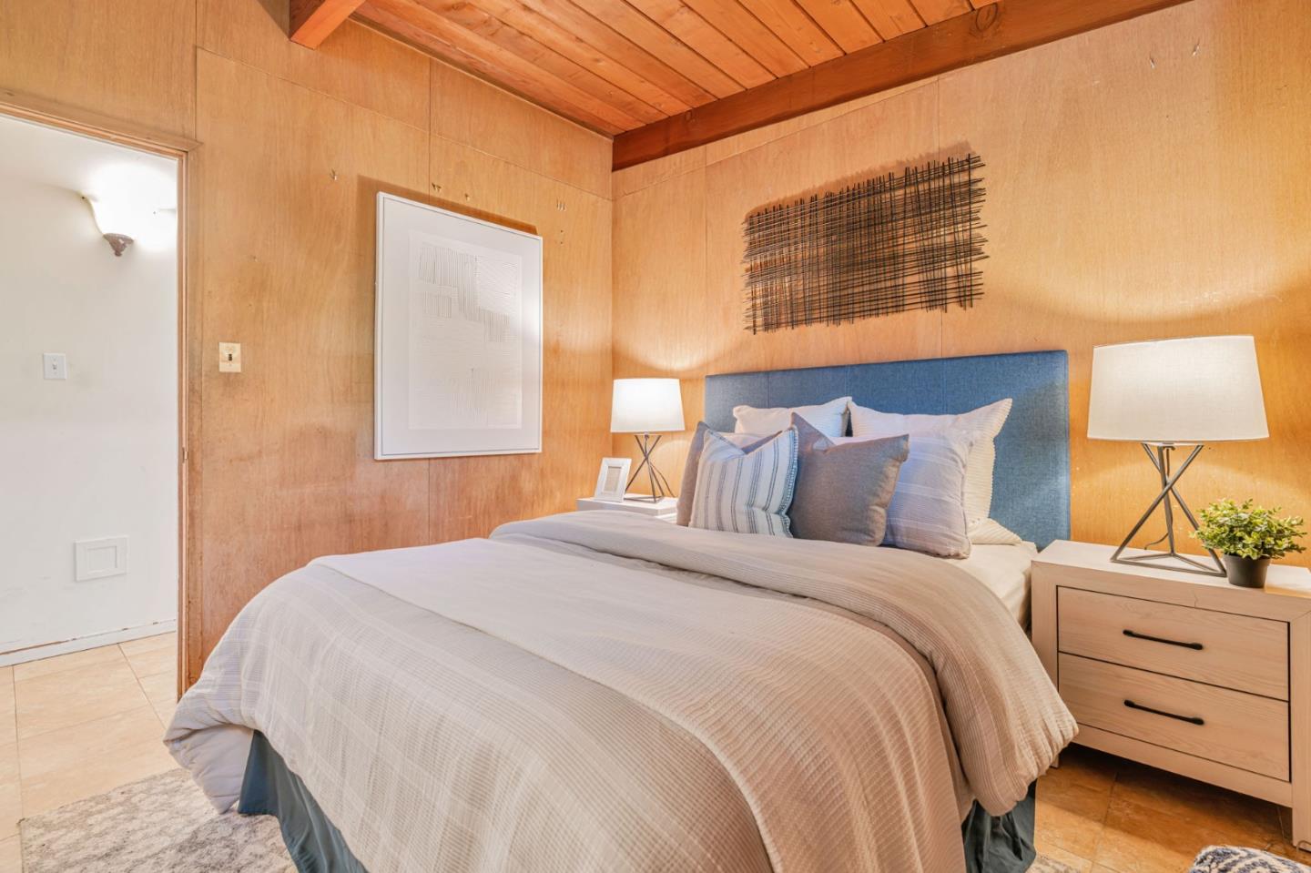 Detail Gallery Image 15 of 17 For 26 Roosevelt Cir, Palo Alto,  CA 94306 - 3 Beds | 2 Baths