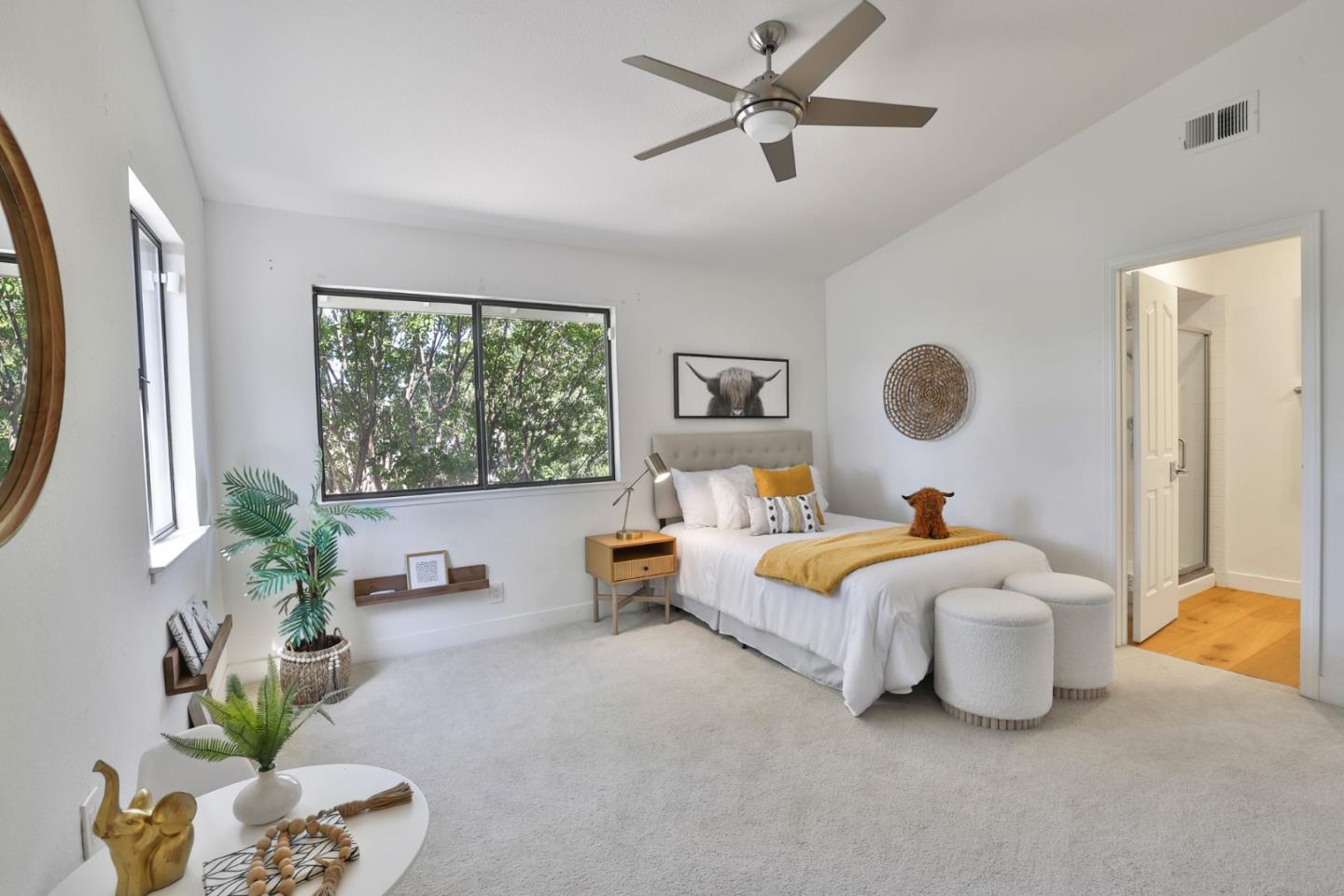 Detail Gallery Image 11 of 22 For 3199 Chivas Pl, San Jose,  CA 95117 - 3 Beds | 3 Baths