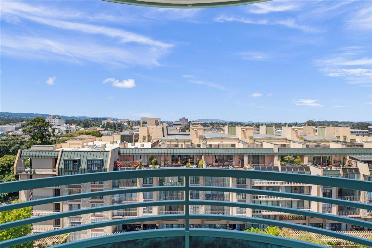 Detail Gallery Image 16 of 23 For 601 Laurel Ave #907,  San Mateo,  CA 94401 - 2 Beds | 2 Baths