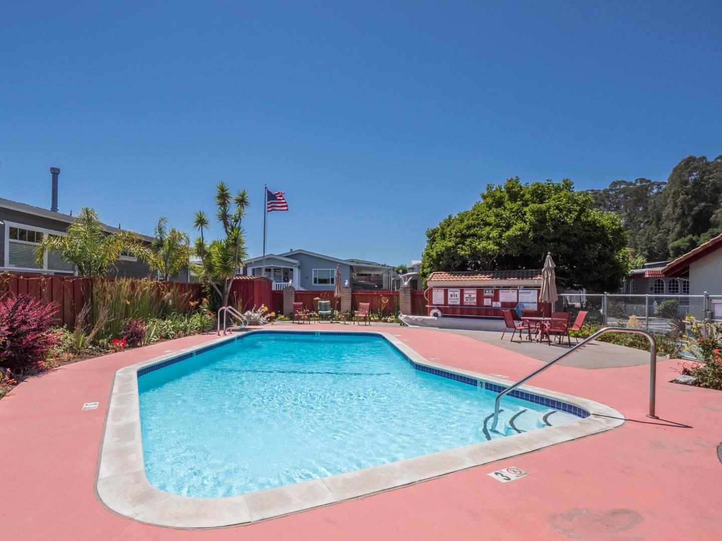 Detail Gallery Image 20 of 21 For 2655 Brommer St #16,  Santa Cruz,  CA 95062 - 2 Beds | 2 Baths
