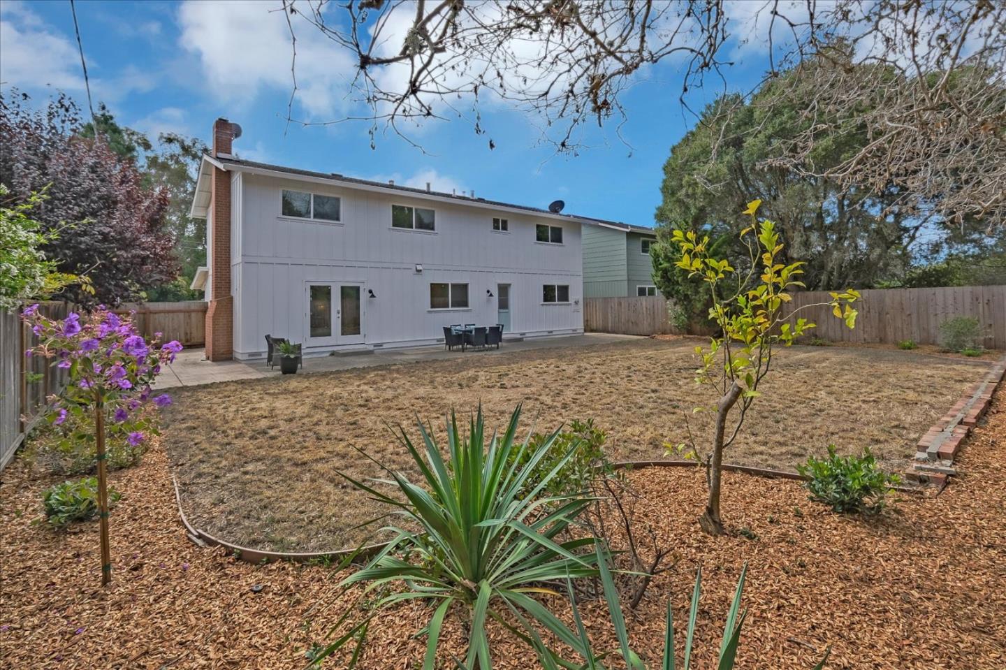 Detail Gallery Image 35 of 61 For 621 Monterey Ave, Capitola,  CA 95010 - 5 Beds | 2/1 Baths