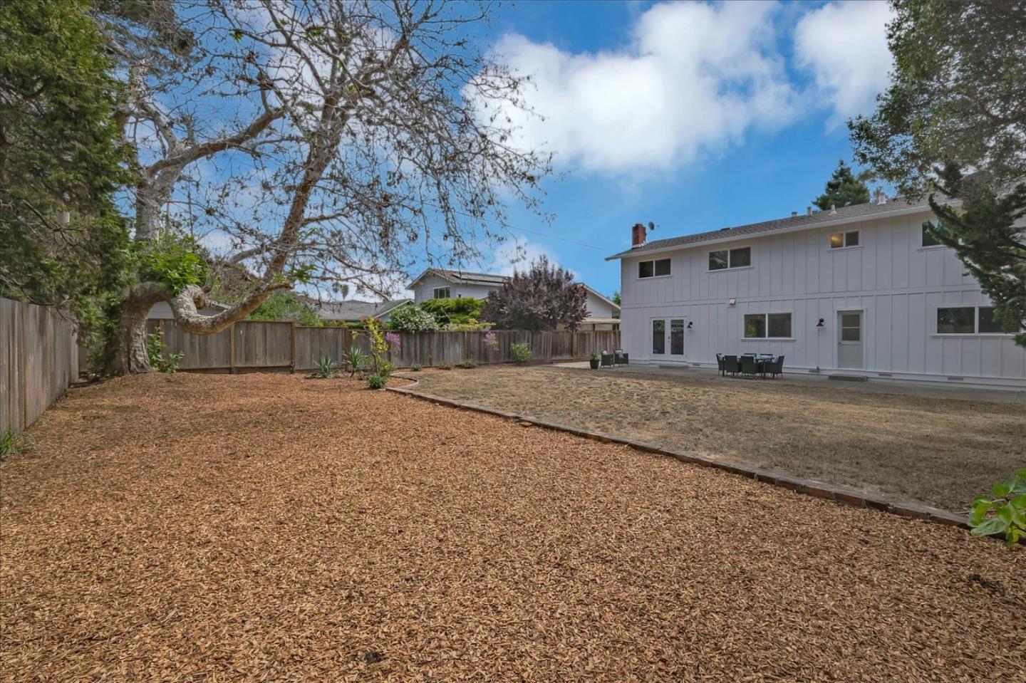 Detail Gallery Image 36 of 61 For 621 Monterey Ave, Capitola,  CA 95010 - 5 Beds | 2/1 Baths