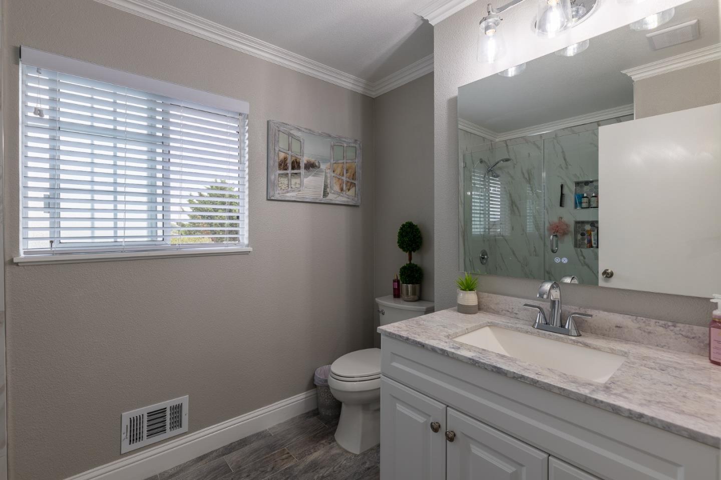 Detail Gallery Image 18 of 25 For 808 Saratoga Dr, Salinas,  CA 93906 - 3 Beds | 2 Baths