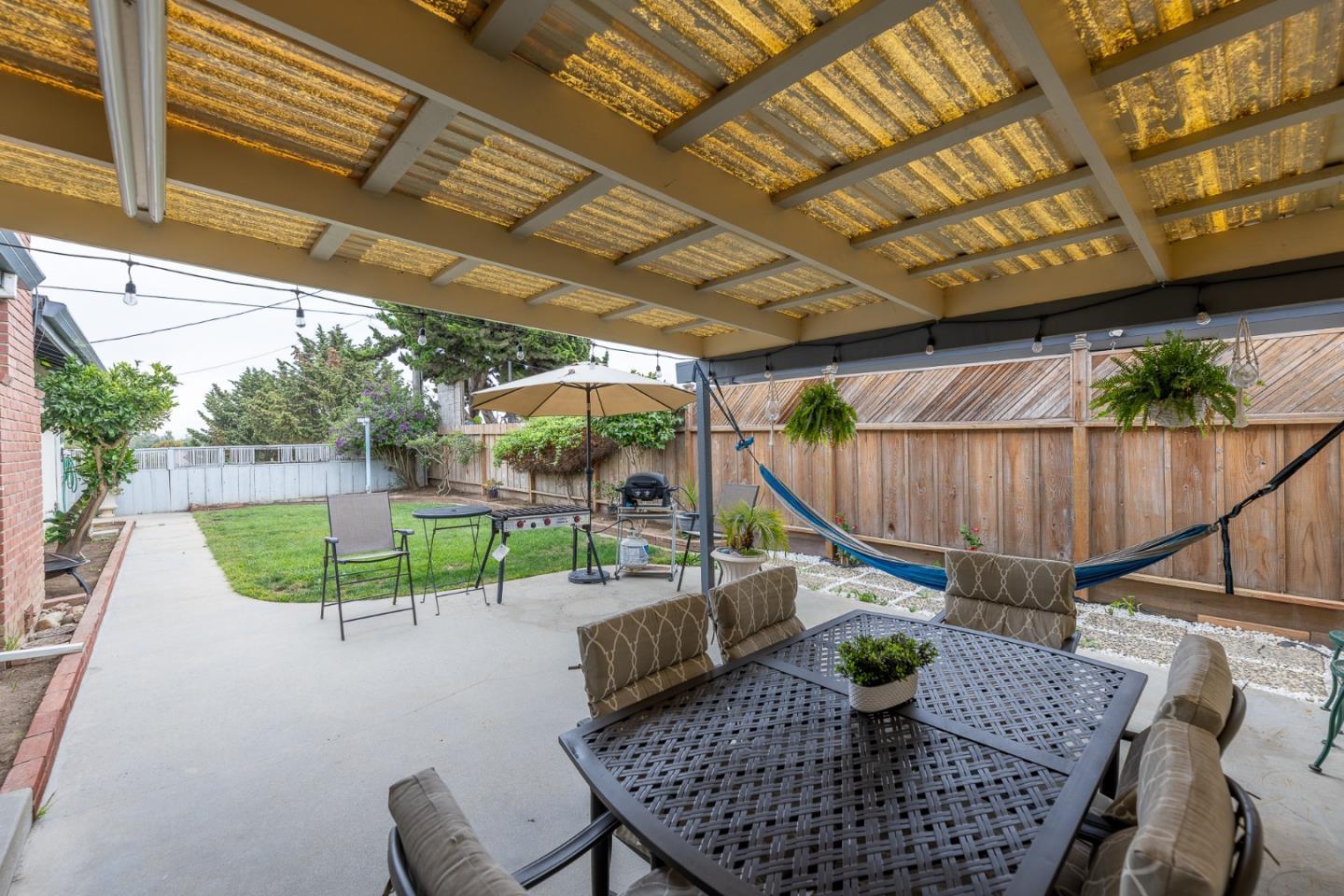 Detail Gallery Image 21 of 25 For 808 Saratoga Dr, Salinas,  CA 93906 - 3 Beds | 2 Baths