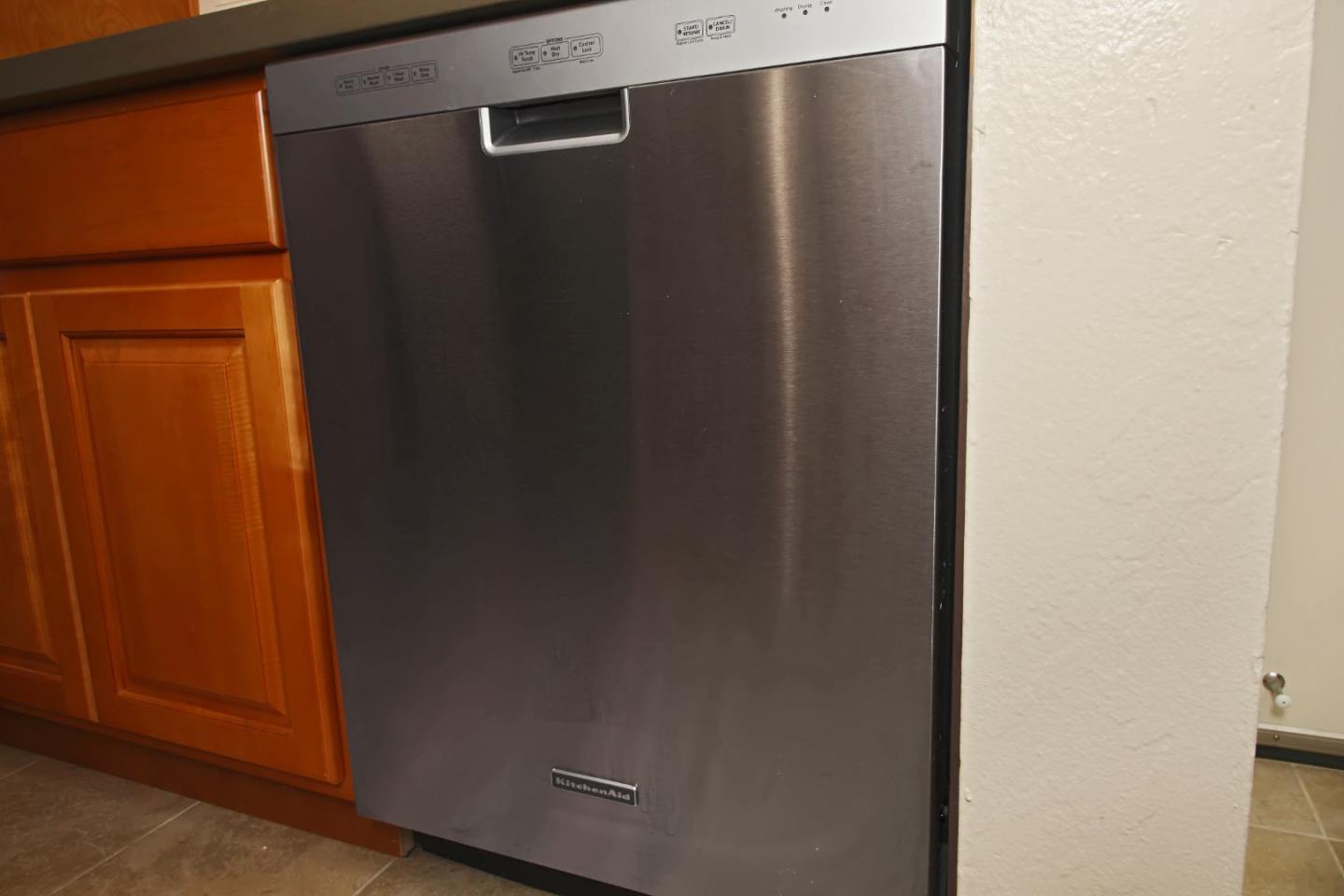 Detail Gallery Image 15 of 45 For 2200 Village Ct, Belmont,  CA 94002 - – Beds | – Baths