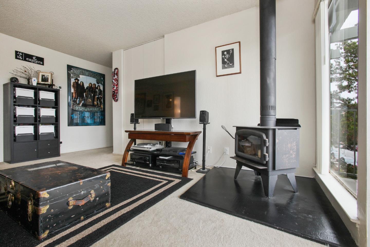 Detail Gallery Image 5 of 45 For 2200 Village Ct, Belmont,  CA 94002 - – Beds | – Baths