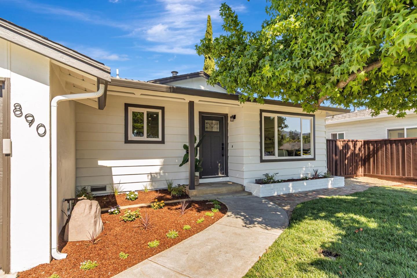 Detail Gallery Image 2 of 45 For 890 Silacci Dr, Campbell,  CA 95008 - 3 Beds | 2 Baths