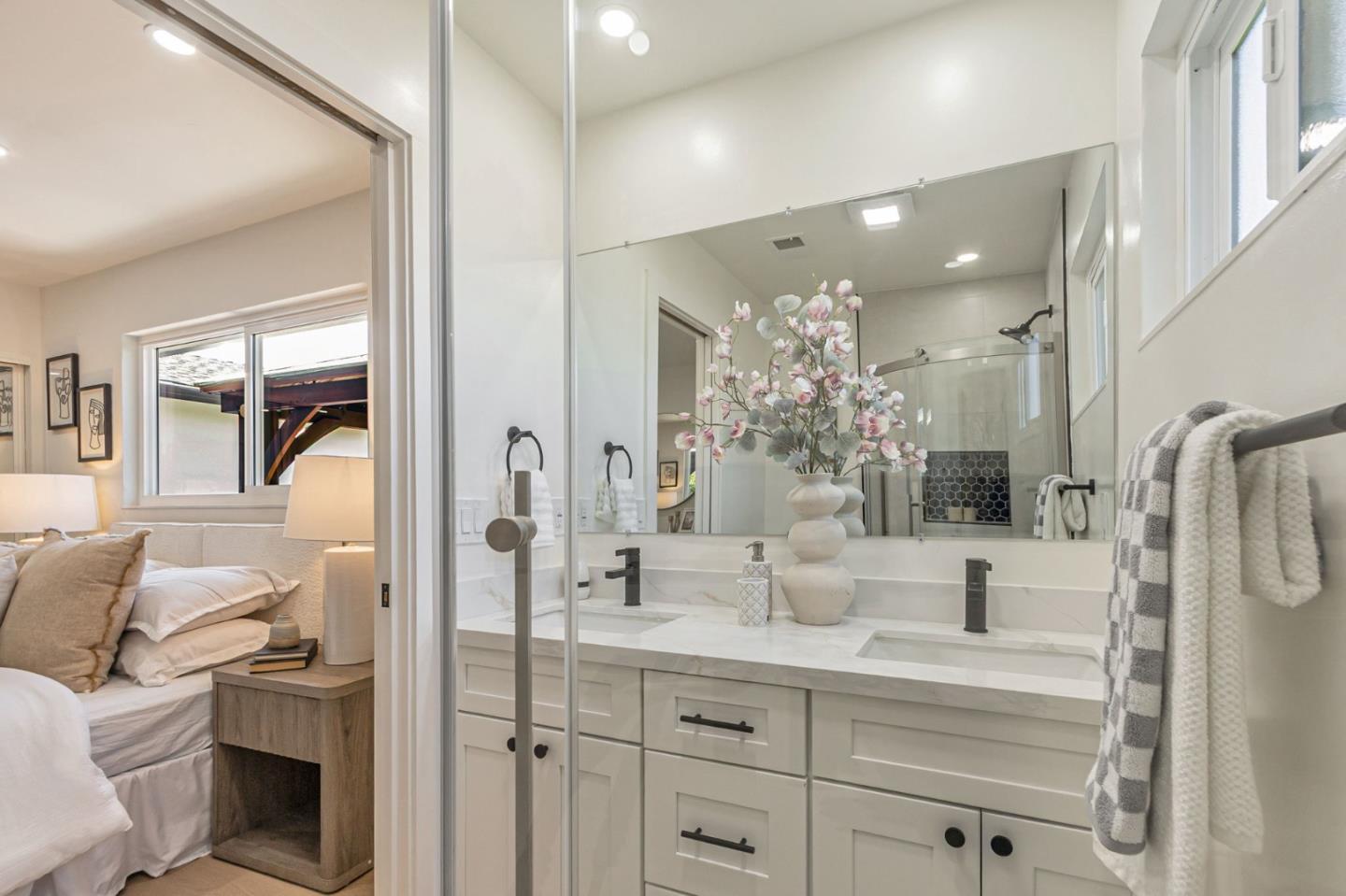 Detail Gallery Image 24 of 45 For 890 Silacci Dr, Campbell,  CA 95008 - 3 Beds | 2 Baths