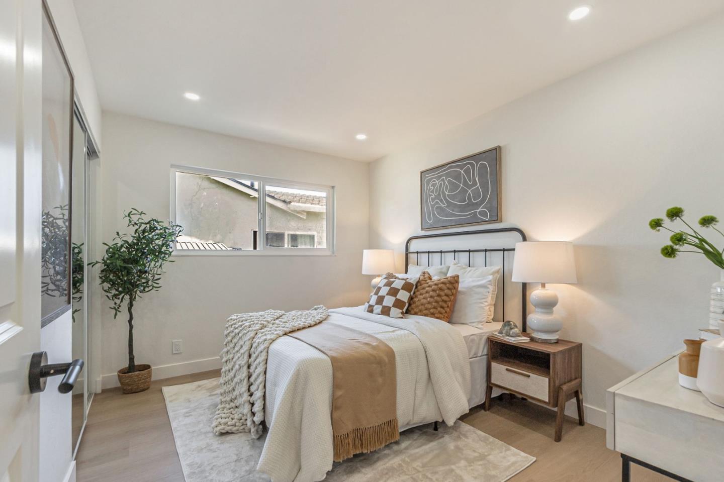 Detail Gallery Image 25 of 45 For 890 Silacci Dr, Campbell,  CA 95008 - 3 Beds | 2 Baths