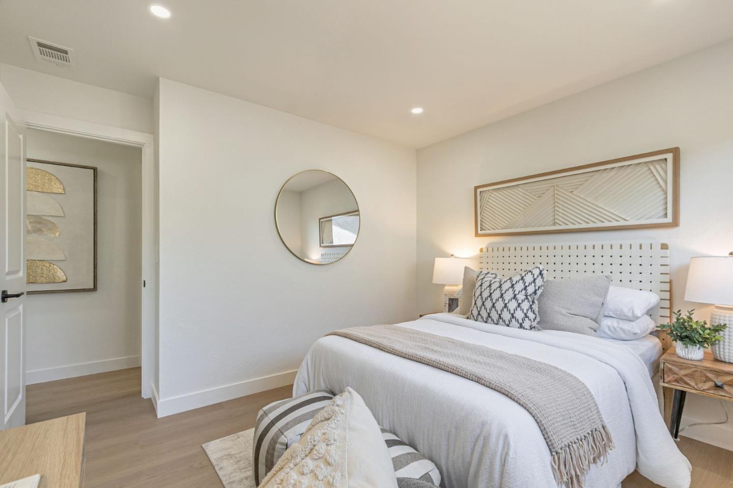 Detail Gallery Image 29 of 45 For 890 Silacci Dr, Campbell,  CA 95008 - 3 Beds | 2 Baths