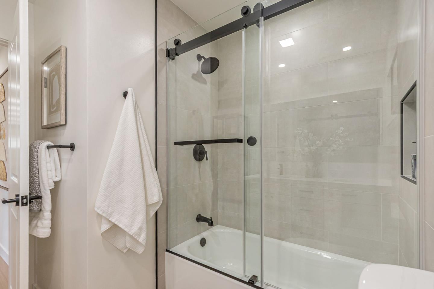 Detail Gallery Image 33 of 45 For 890 Silacci Dr, Campbell,  CA 95008 - 3 Beds | 2 Baths