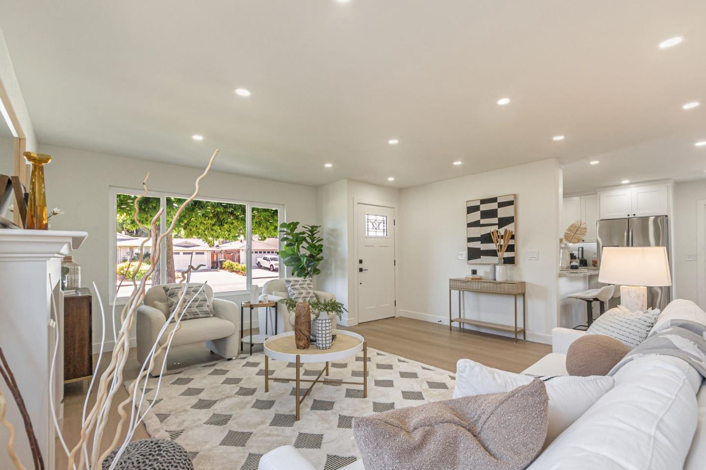 Detail Gallery Image 9 of 45 For 890 Silacci Dr, Campbell,  CA 95008 - 3 Beds | 2 Baths