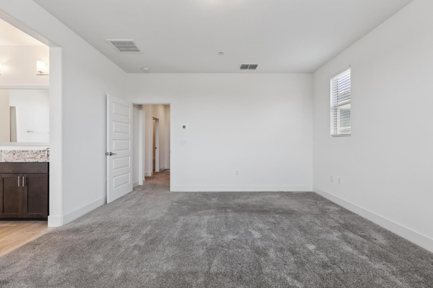 Detail Gallery Image 27 of 53 For 8908 Upbeat Way, Elk Grove,  CA 95757 - 3 Beds | 2/1 Baths
