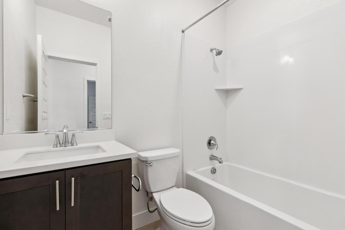 Detail Gallery Image 35 of 53 For 8908 Upbeat Way, Elk Grove,  CA 95757 - 3 Beds | 2/1 Baths