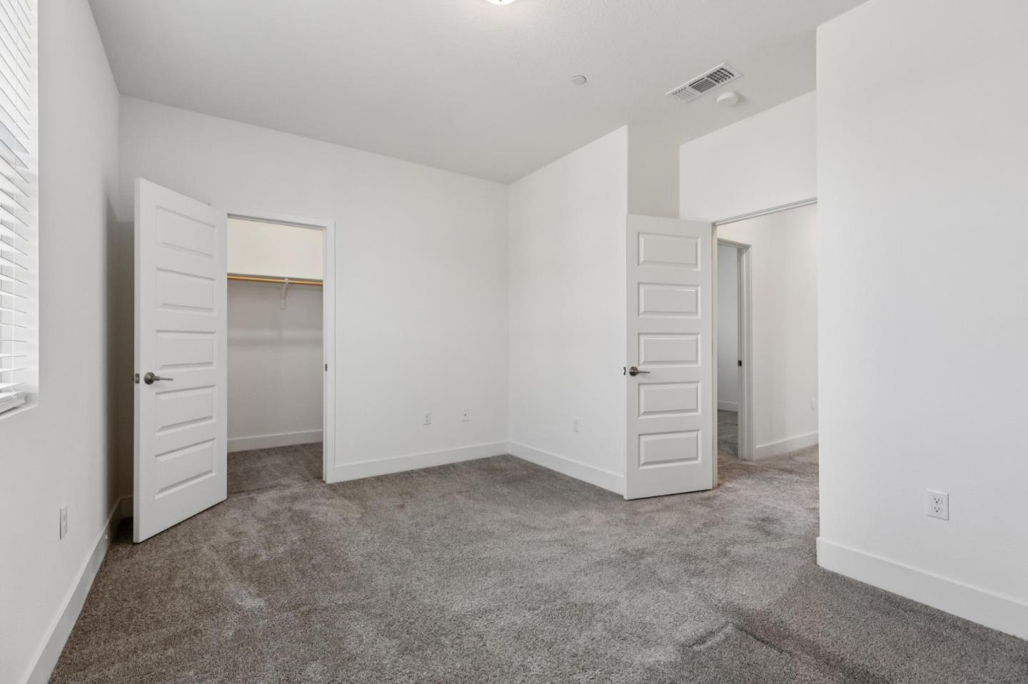 Detail Gallery Image 37 of 53 For 8908 Upbeat Way, Elk Grove,  CA 95757 - 3 Beds | 2/1 Baths