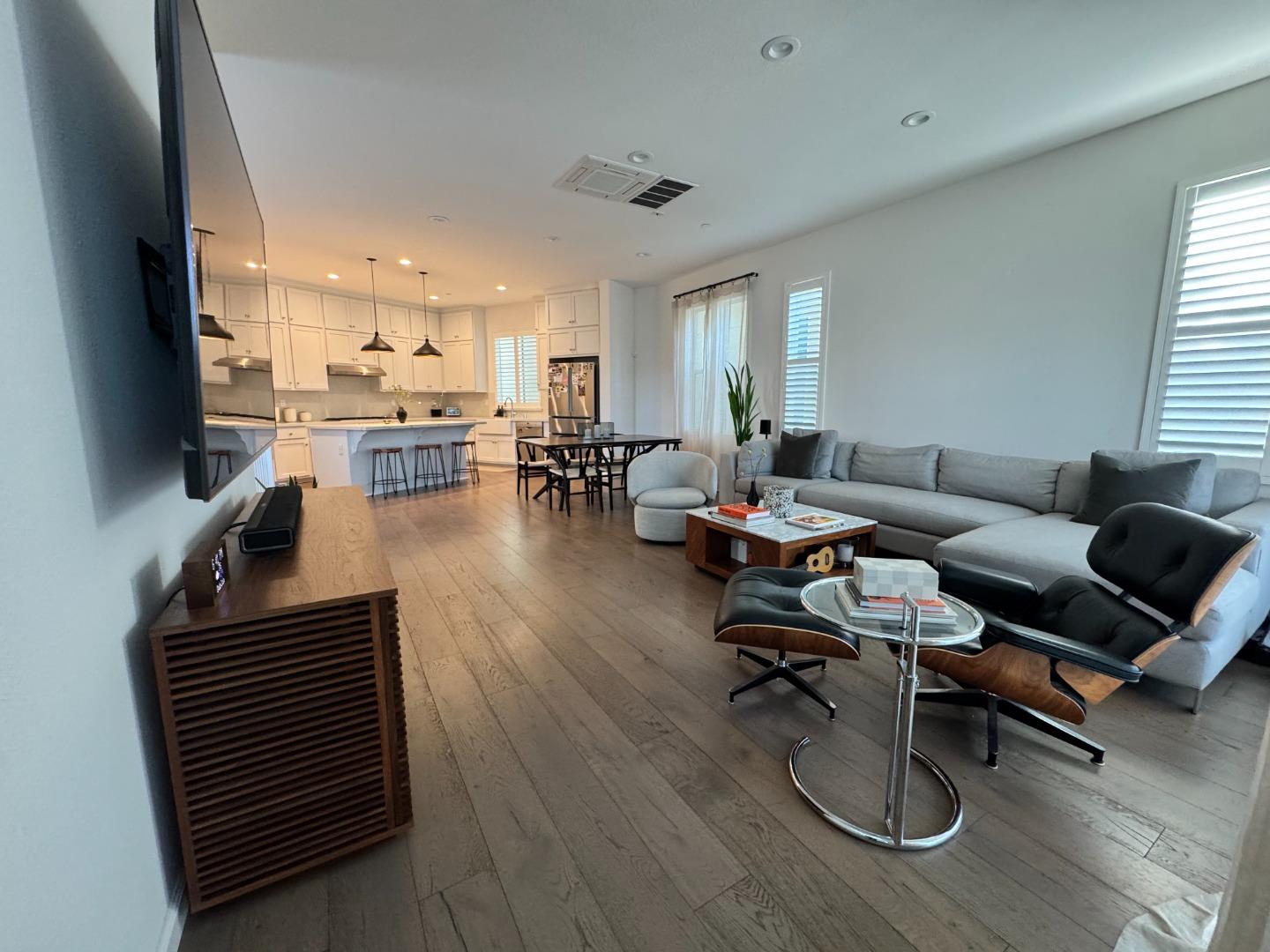 Detail Gallery Image 32 of 64 For 5808 Nugget Way, Dublin,  CA 94568 - 5 Beds | 4 Baths
