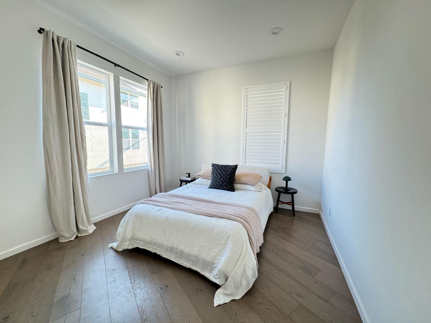 Detail Gallery Image 41 of 64 For 5808 Nugget Way, Dublin,  CA 94568 - 5 Beds | 4 Baths