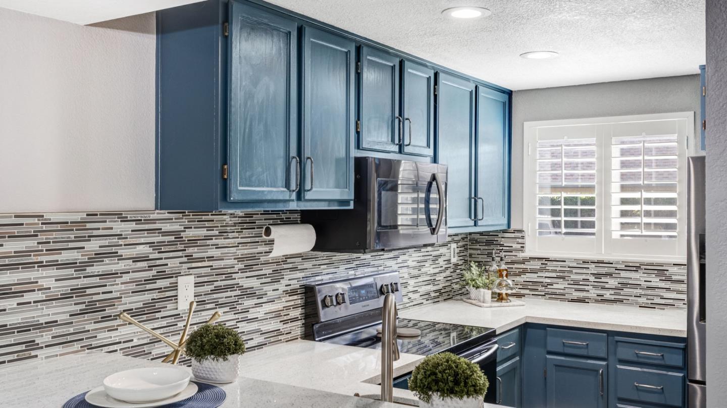 Detail Gallery Image 1 of 29 For 1034 Summerplace Dr, San Jose,  CA 95122 - 1 Beds | 1 Baths