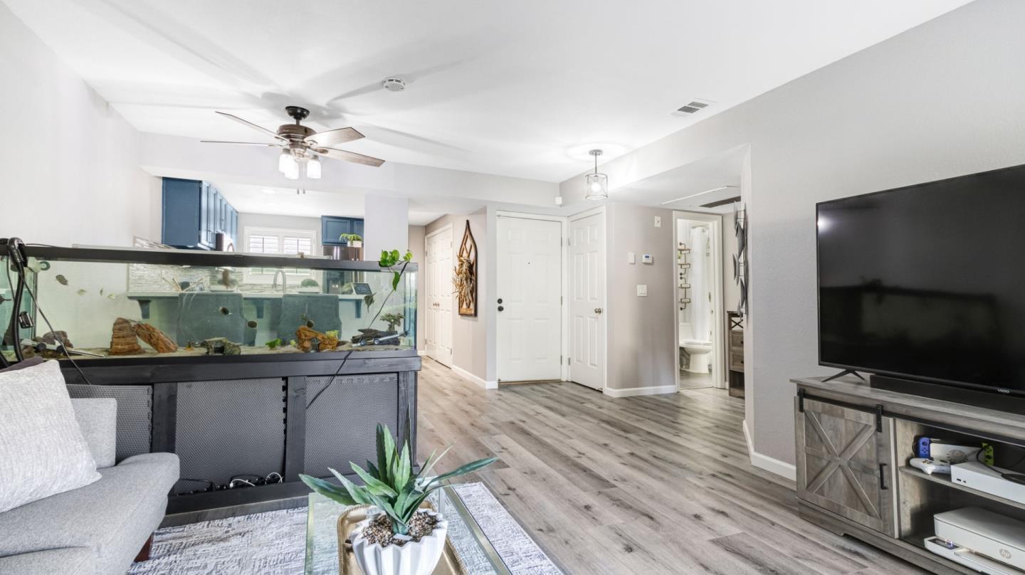 Detail Gallery Image 11 of 29 For 1034 Summerplace Dr, San Jose,  CA 95122 - 1 Beds | 1 Baths