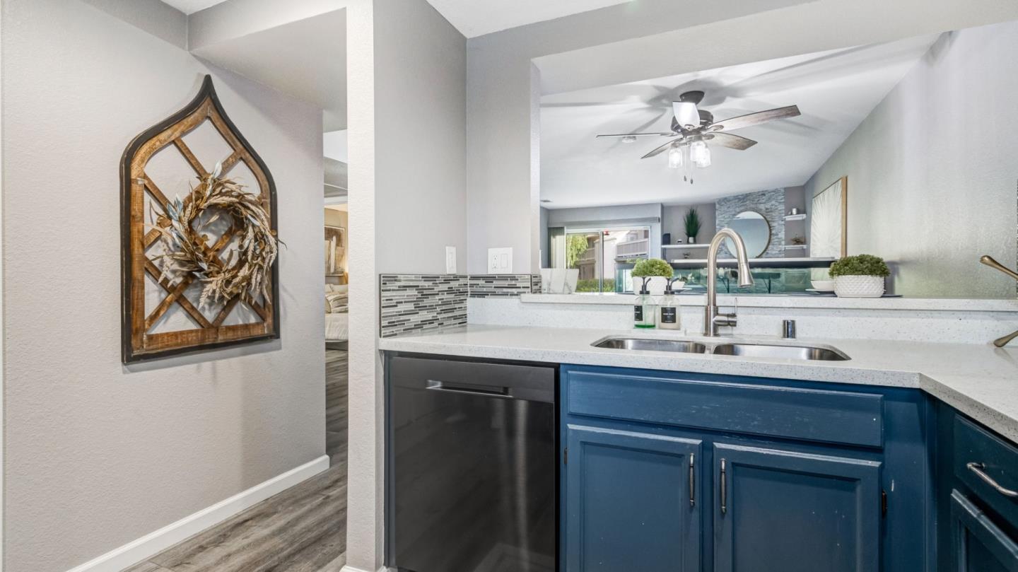Detail Gallery Image 6 of 29 For 1034 Summerplace Dr, San Jose,  CA 95122 - 1 Beds | 1 Baths
