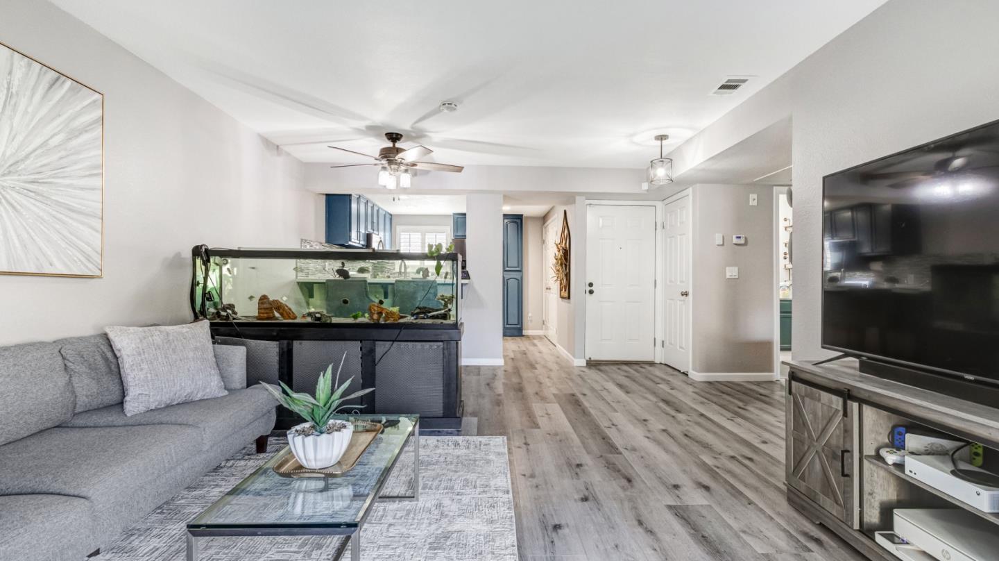 Detail Gallery Image 8 of 29 For 1034 Summerplace Dr, San Jose,  CA 95122 - 1 Beds | 1 Baths