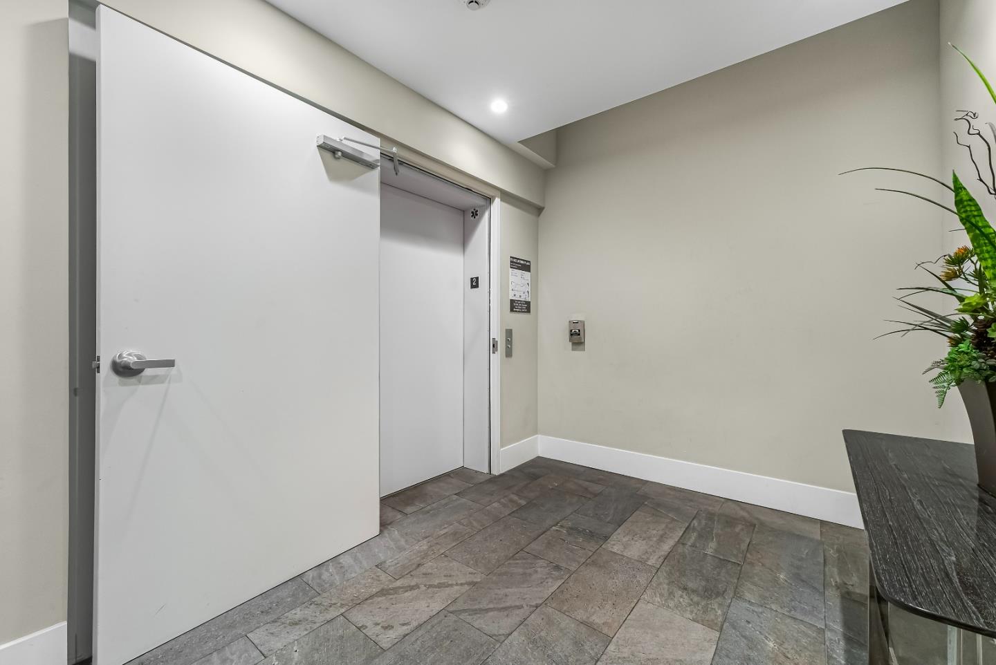 Detail Gallery Image 29 of 44 For 600 El Camino Real #213,  Belmont,  CA 94002 - 2 Beds | 2 Baths