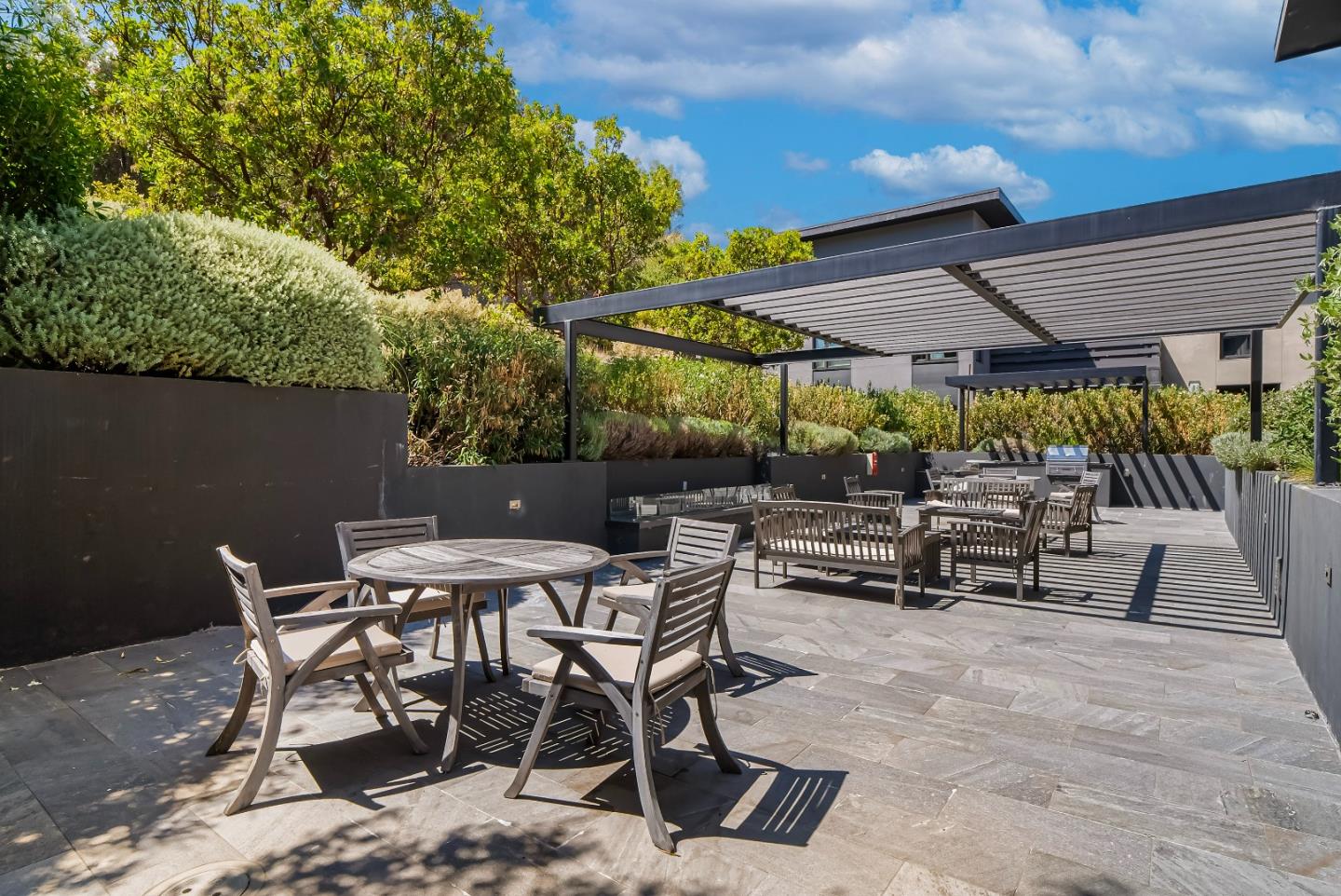 Detail Gallery Image 30 of 44 For 600 El Camino Real #213,  Belmont,  CA 94002 - 2 Beds | 2 Baths