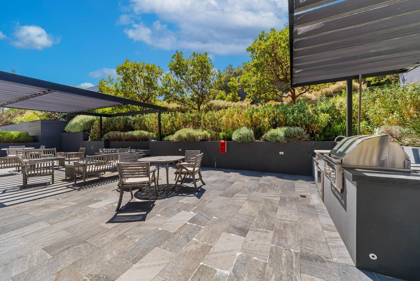 Detail Gallery Image 31 of 44 For 600 El Camino Real #213,  Belmont,  CA 94002 - 2 Beds | 2 Baths