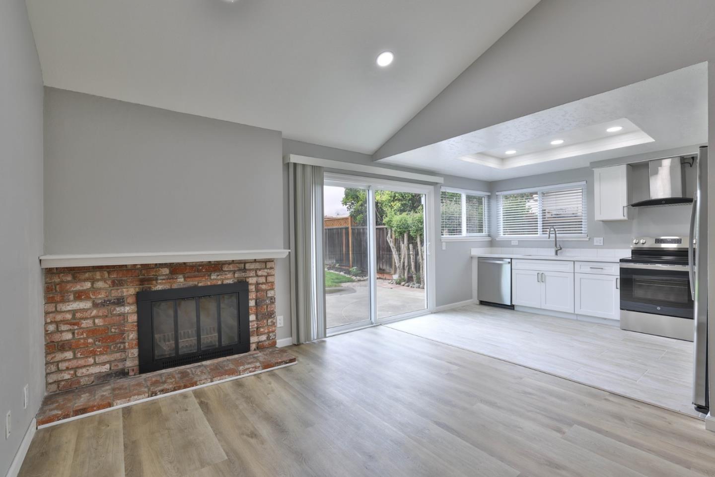 Detail Gallery Image 25 of 30 For 365 San Andreas Dr, Milpitas,  CA 95035 - 3 Beds | 2 Baths