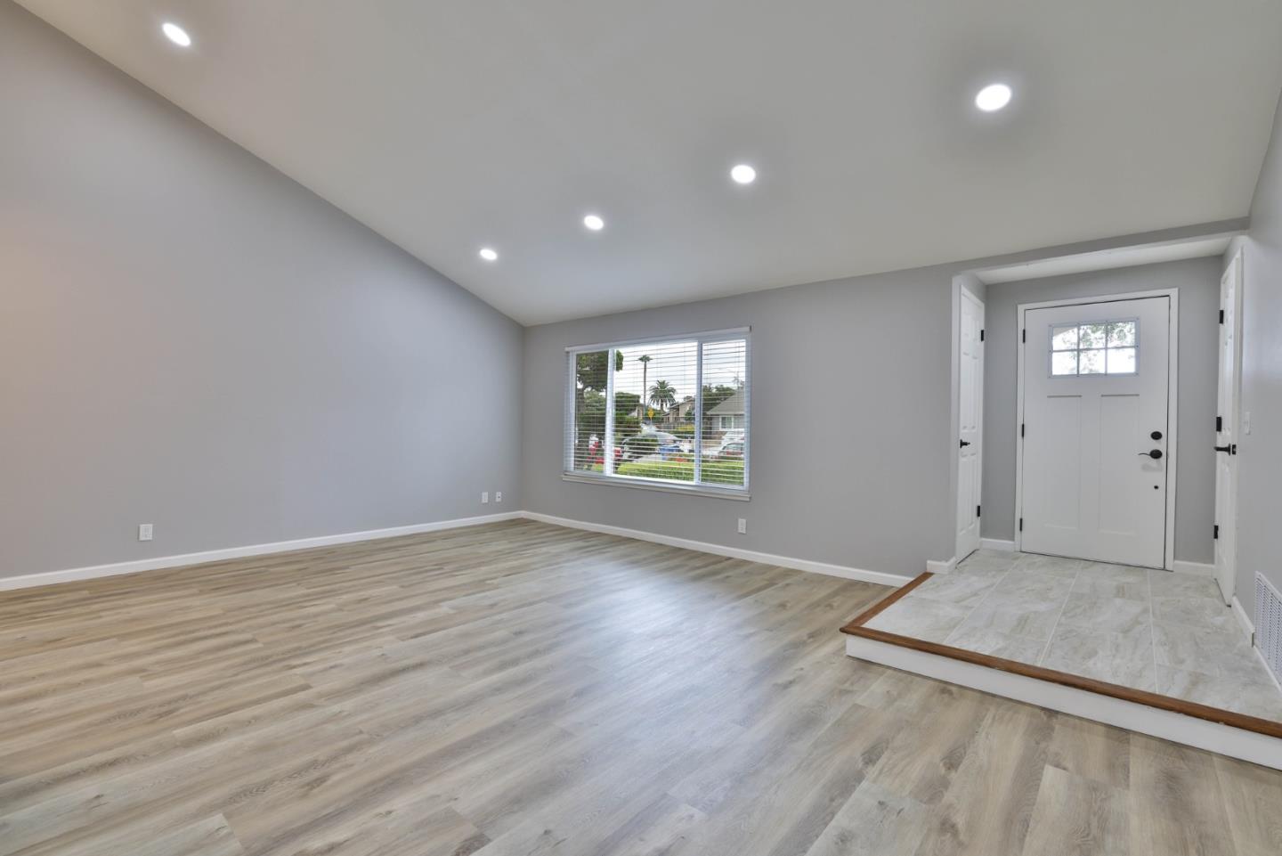 Detail Gallery Image 4 of 30 For 365 San Andreas Dr, Milpitas,  CA 95035 - 3 Beds | 2 Baths