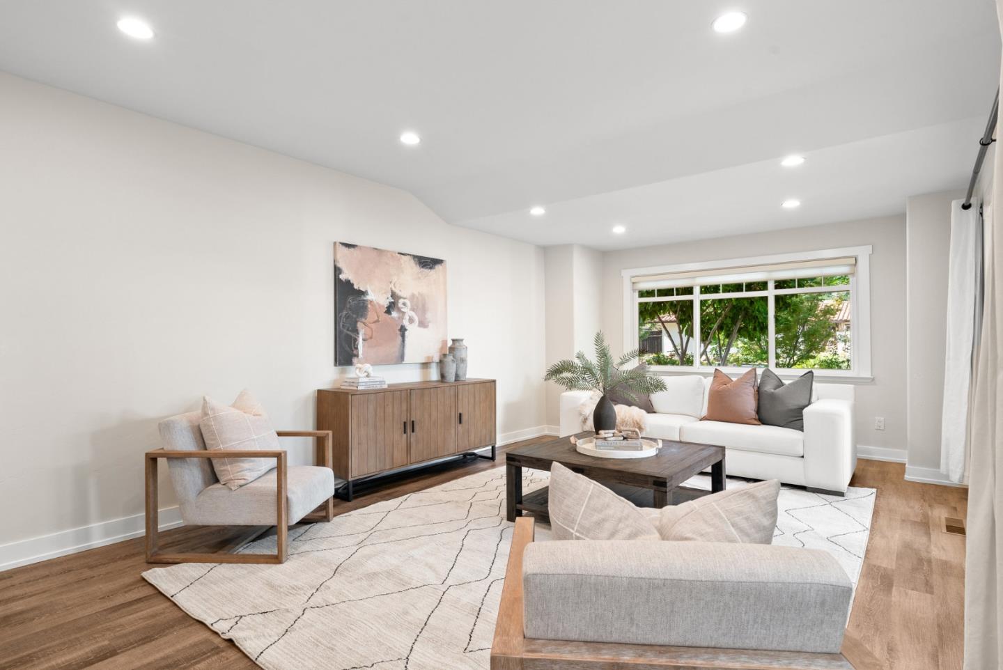 Detail Gallery Image 19 of 67 For 247 Marchmont Dr, Los Gatos,  CA 95032 - 3 Beds | 2/1 Baths