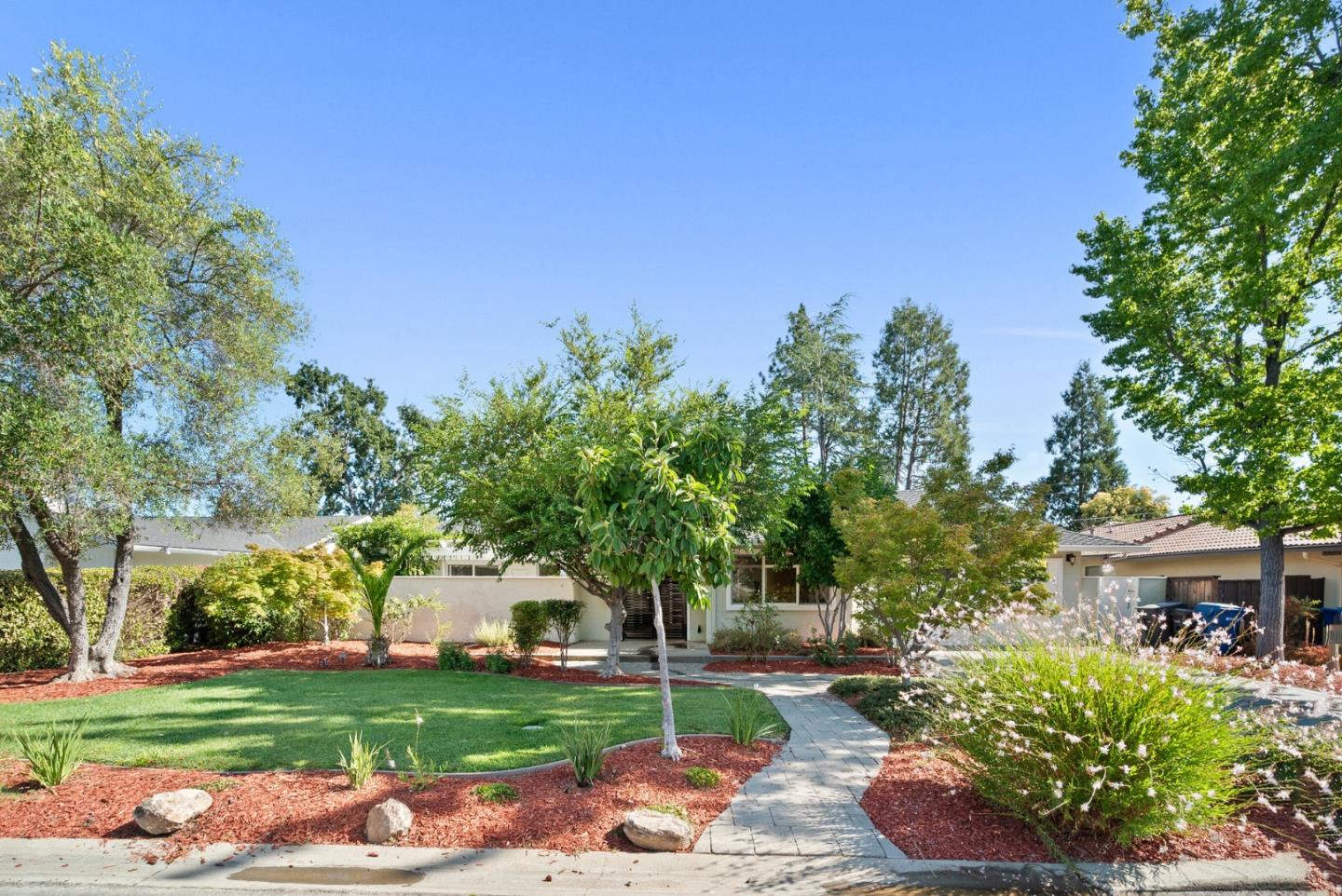 Detail Gallery Image 2 of 67 For 247 Marchmont Dr, Los Gatos,  CA 95032 - 3 Beds | 2/1 Baths
