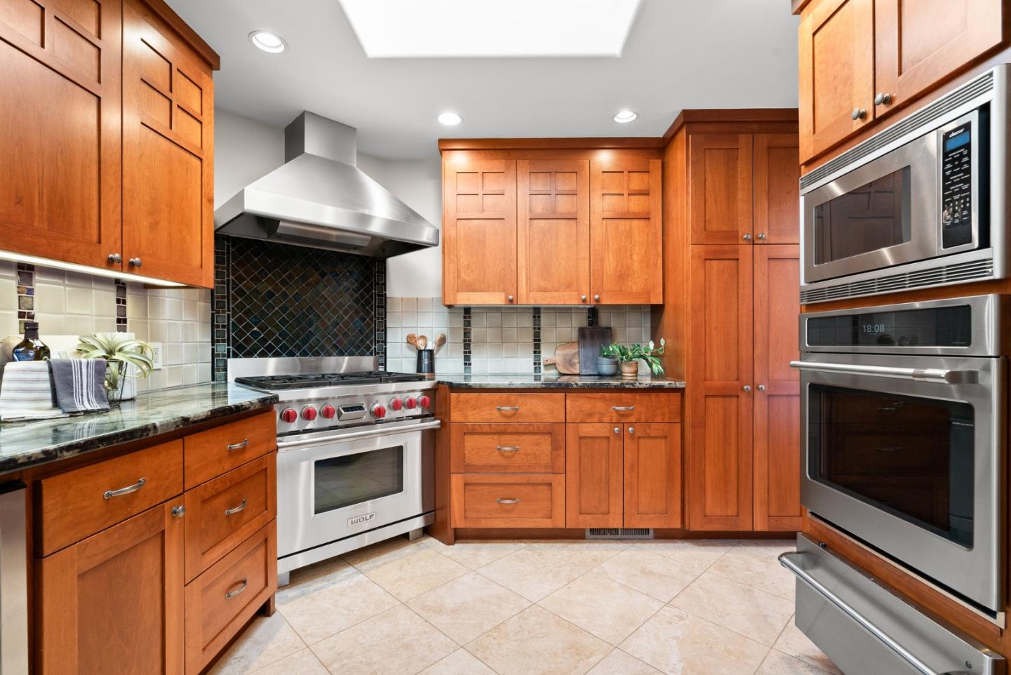 Detail Gallery Image 34 of 67 For 247 Marchmont Dr, Los Gatos,  CA 95032 - 3 Beds | 2/1 Baths