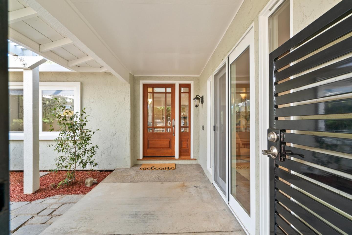 Detail Gallery Image 5 of 67 For 247 Marchmont Dr, Los Gatos,  CA 95032 - 3 Beds | 2/1 Baths