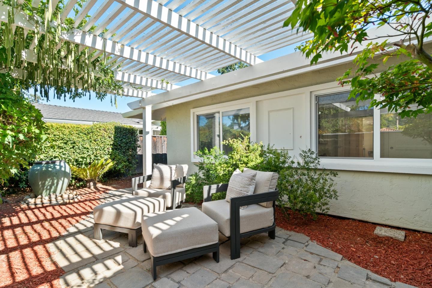 Detail Gallery Image 7 of 67 For 247 Marchmont Dr, Los Gatos,  CA 95032 - 3 Beds | 2/1 Baths