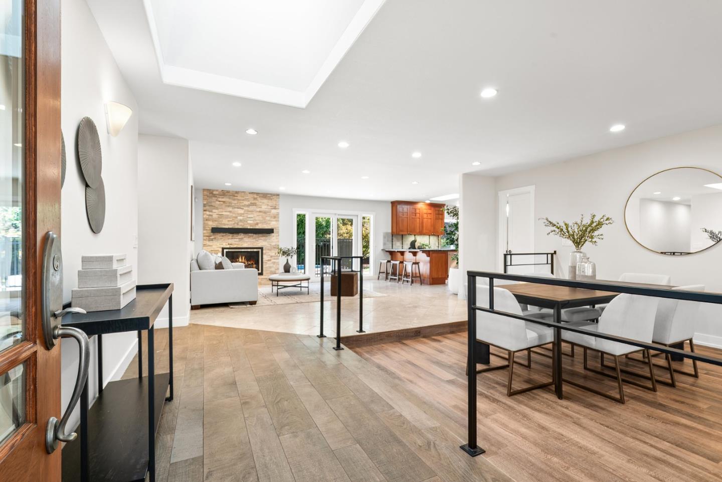 Detail Gallery Image 9 of 67 For 247 Marchmont Dr, Los Gatos,  CA 95032 - 3 Beds | 2/1 Baths