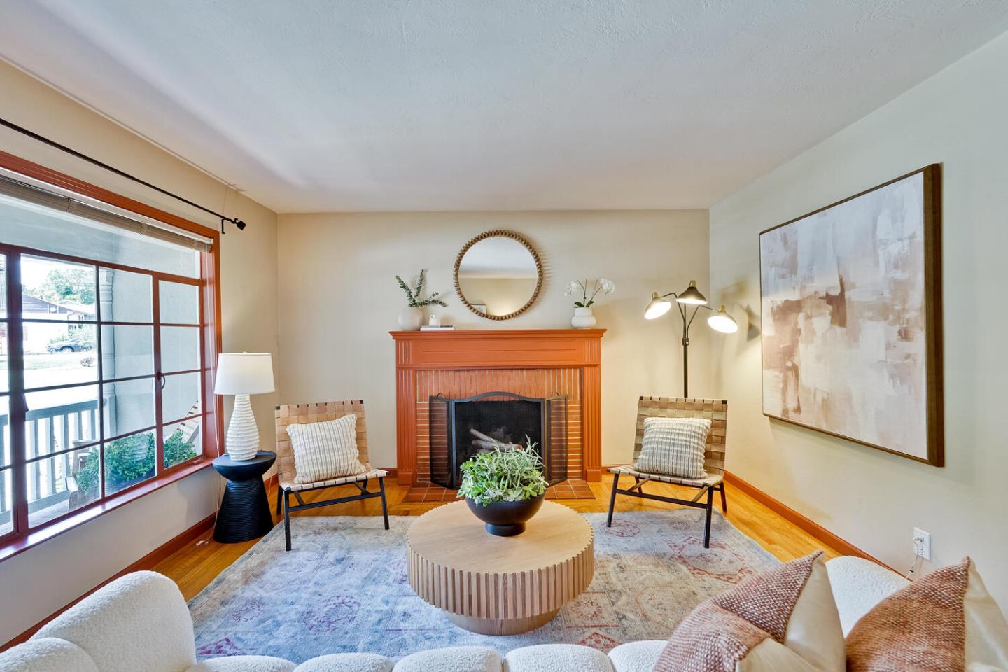 Detail Gallery Image 2 of 26 For 18640 Sandy Rd, Castro Valley,  CA 94546 - 3 Beds | 2 Baths