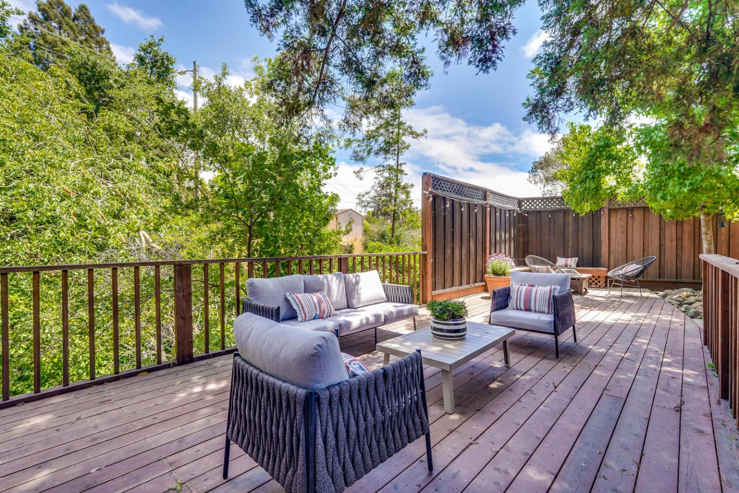 Detail Gallery Image 22 of 26 For 18640 Sandy Rd, Castro Valley,  CA 94546 - 3 Beds | 2 Baths