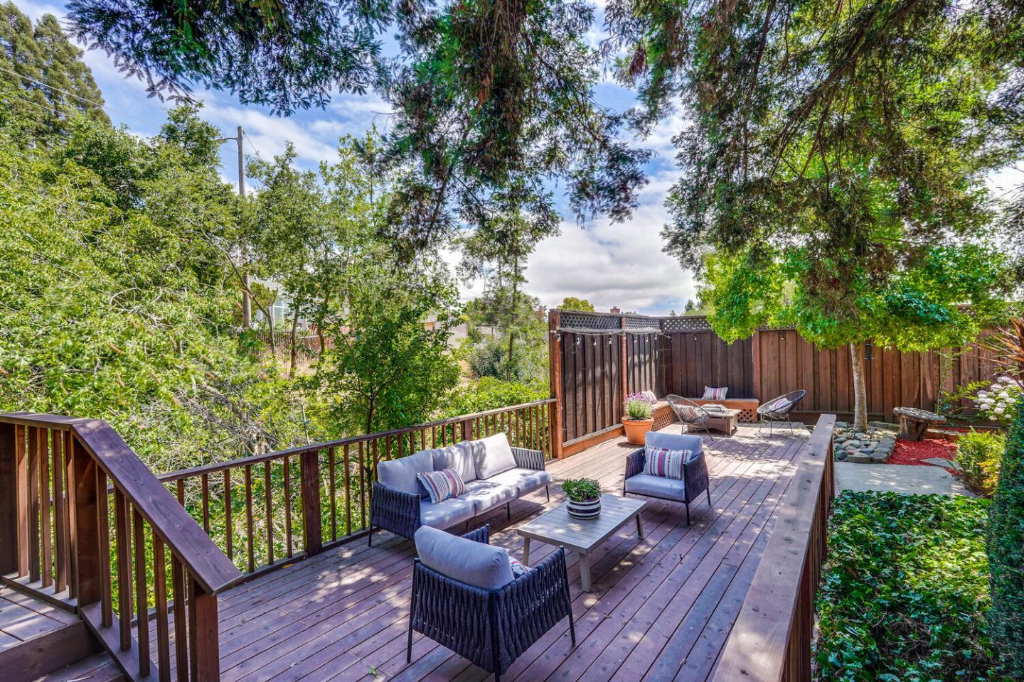 Detail Gallery Image 25 of 26 For 18640 Sandy Rd, Castro Valley,  CA 94546 - 3 Beds | 2 Baths