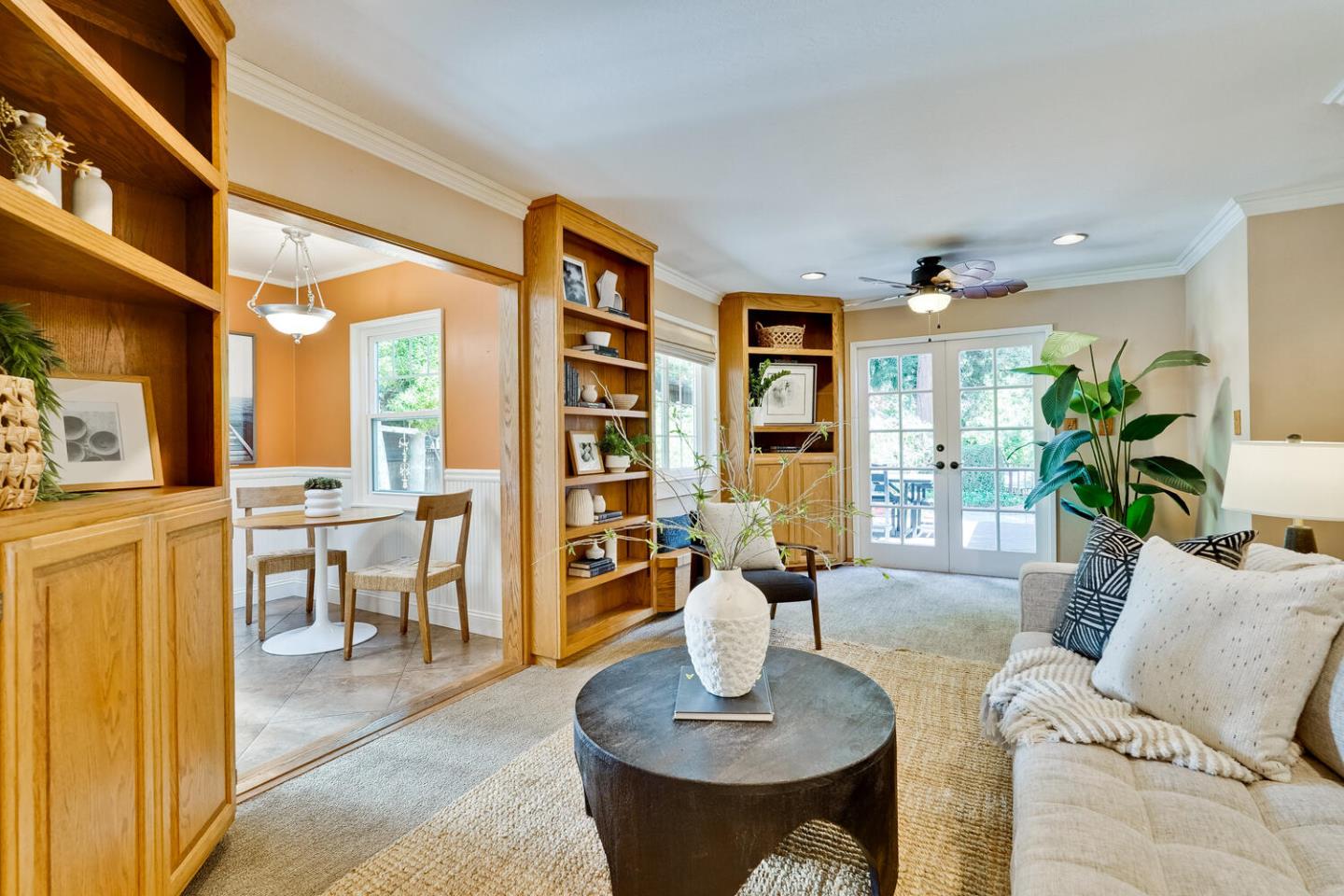 Detail Gallery Image 4 of 26 For 18640 Sandy Rd, Castro Valley,  CA 94546 - 3 Beds | 2 Baths