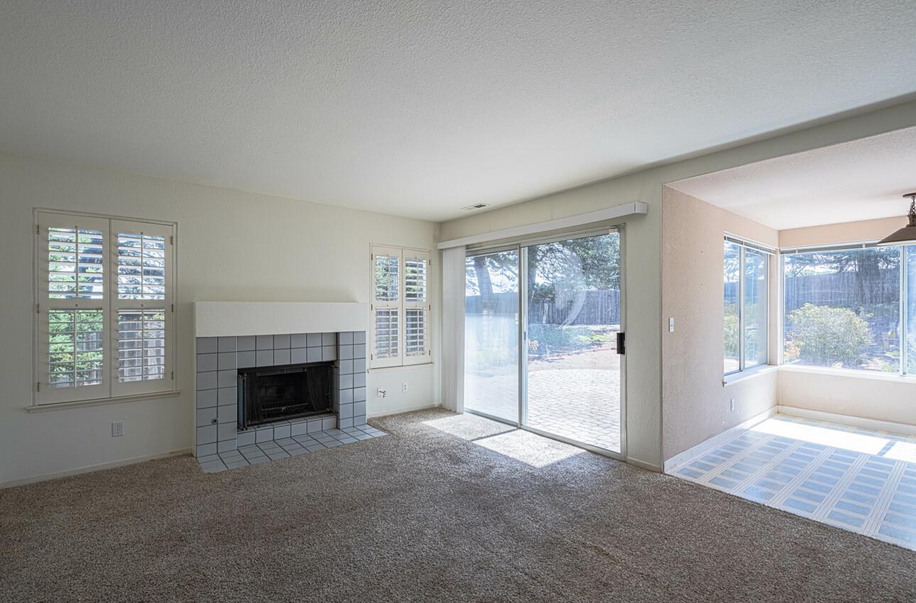 Detail Gallery Image 2 of 44 For 337 Quebrada Del Mar Rd, Marina,  CA 93933 - 4 Beds | 2/1 Baths