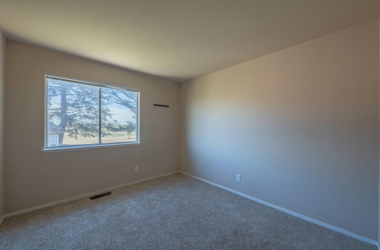Detail Gallery Image 33 of 44 For 337 Quebrada Del Mar Rd, Marina,  CA 93933 - 4 Beds | 2/1 Baths
