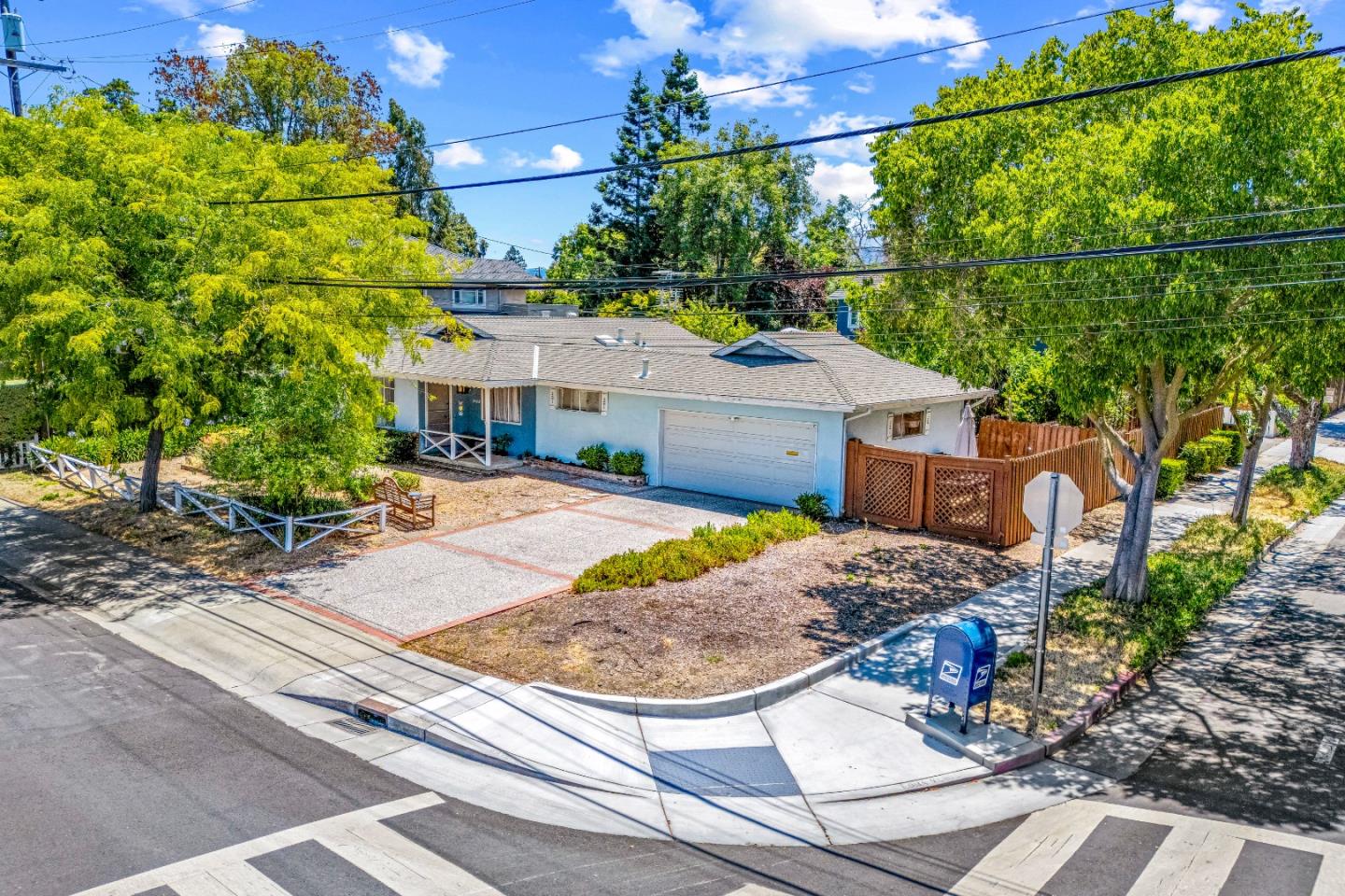 Detail Gallery Image 27 of 39 For 3160 Waverley Street, Palo Alto,  CA 94306 - 3 Beds | 2 Baths