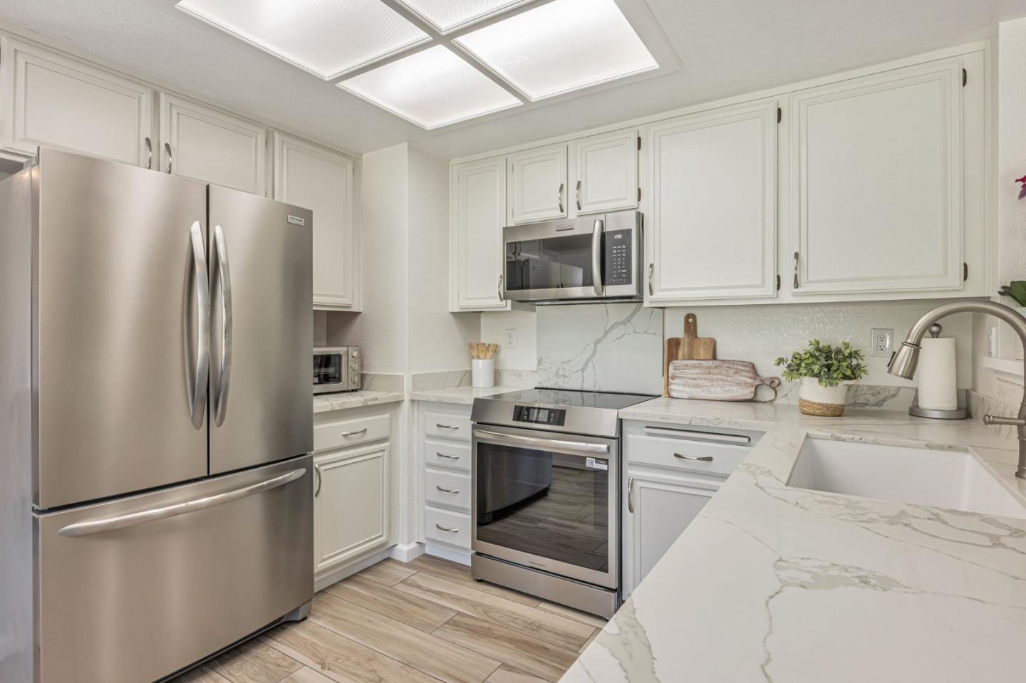 Detail Gallery Image 11 of 36 For 4107 Hanford St, Union City,  CA 94587 - 4 Beds | 2/1 Baths