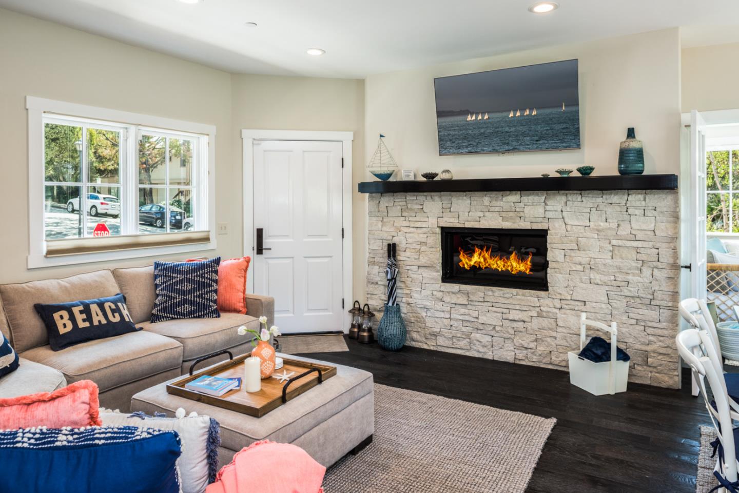 Detail Gallery Image 10 of 28 For 3761 3761 Monte Verde St, Carmel,  CA 93921 - 2 Beds | 2 Baths