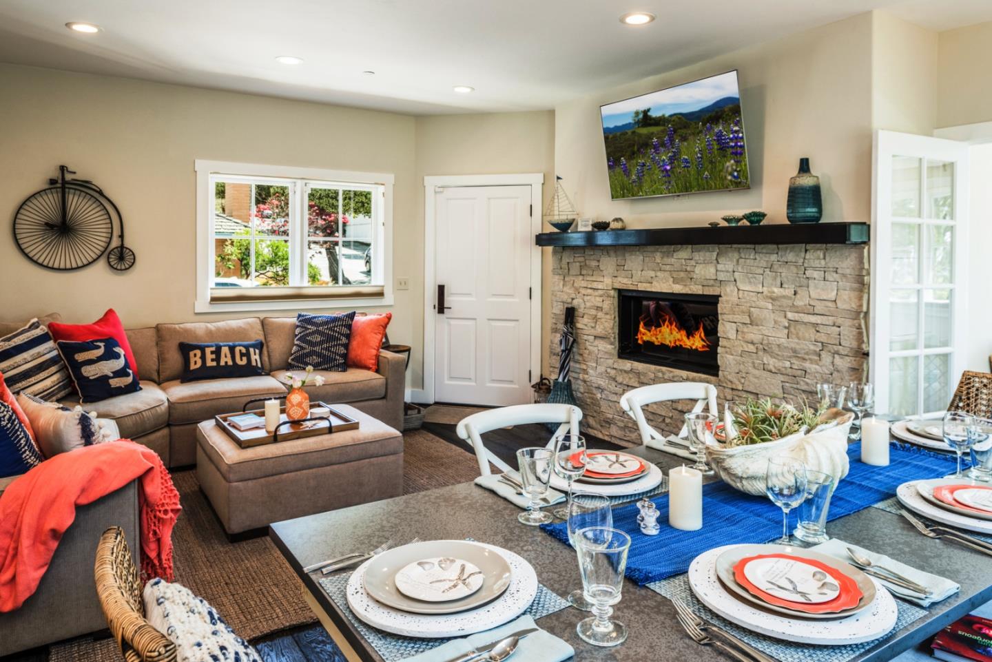 Detail Gallery Image 11 of 28 For 3761 3761 Monte Verde St, Carmel,  CA 93921 - 2 Beds | 2 Baths